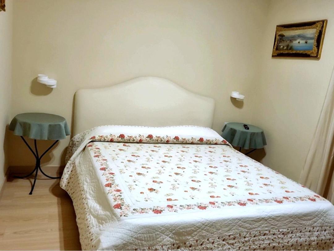 Toledo'S Rambla Casa Vacanze Naples Exterior photo