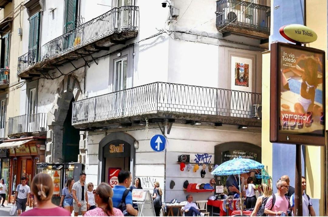 Toledo'S Rambla Casa Vacanze Naples Exterior photo